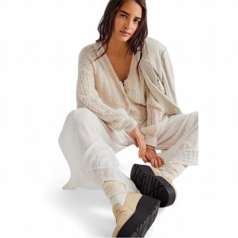 Free People Amelia Alpaca Pointelle Cardigan Oatmeal Heather L NWT - Picture 4 of 4